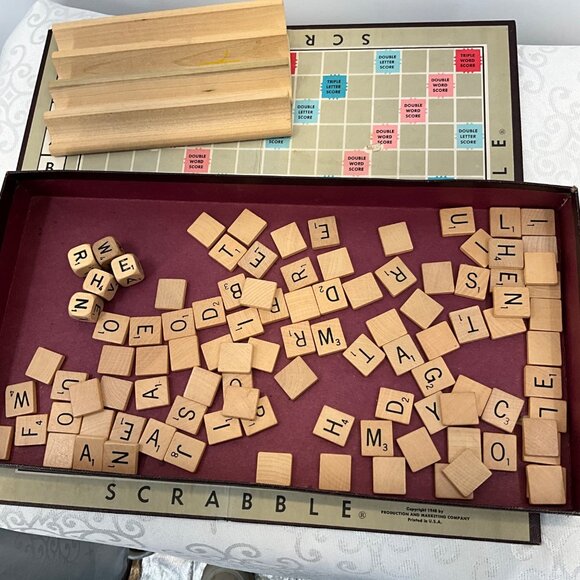Vintage Selchow & Righter Scrabble Board Game Complete Set 1953 - Picture 5 of 5